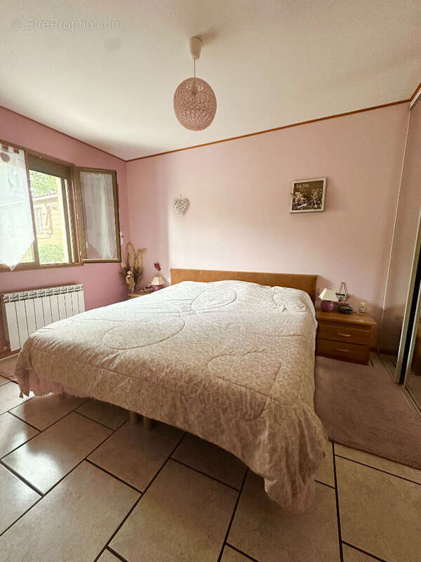 Maison Corbeil Essonnes 6 pièce(s) 119.2 m2 - photo 5