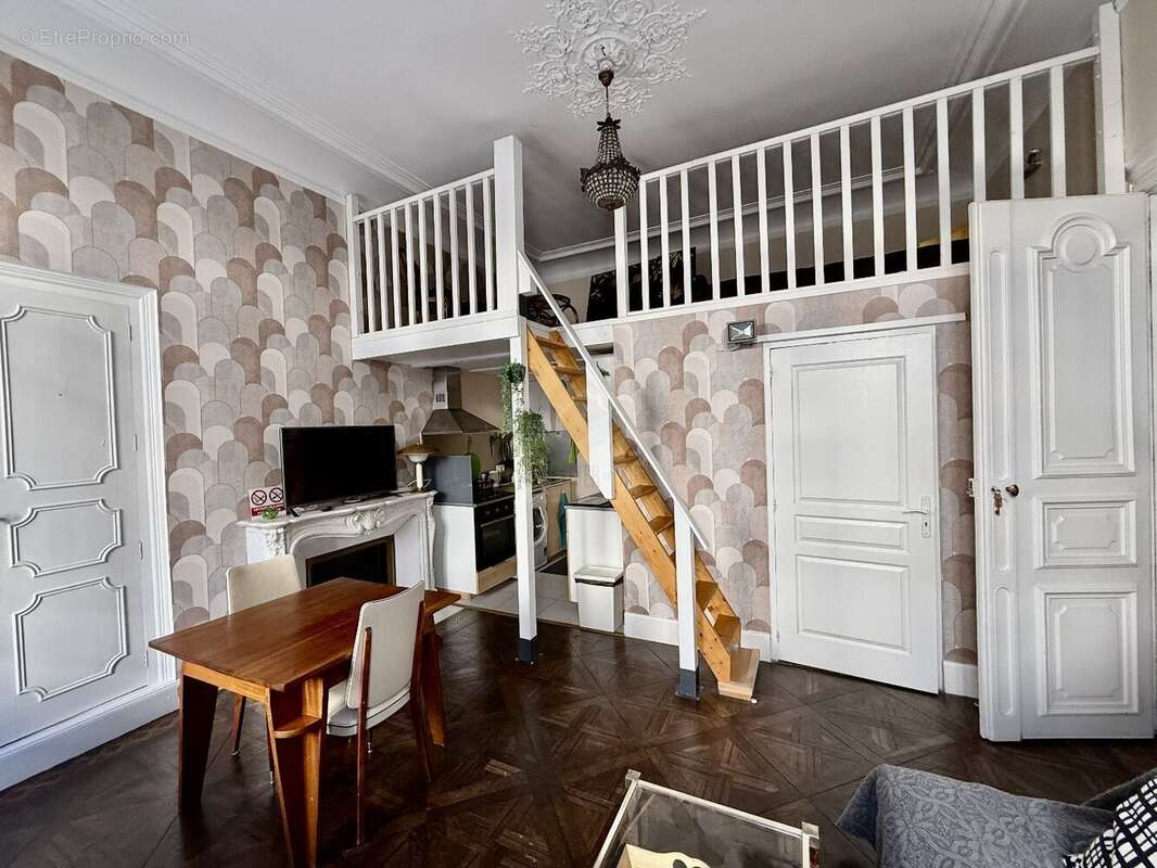 Appartement à BEZIERS