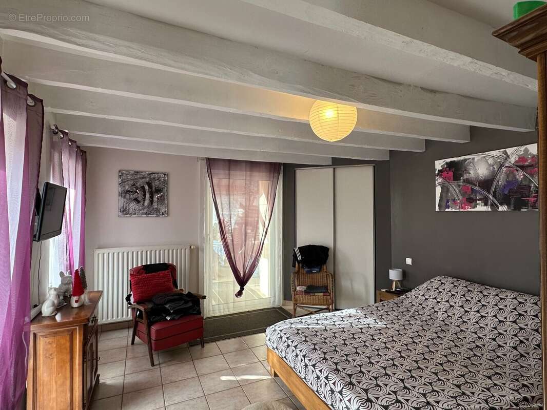 Maison à CHASSIGNOLLES