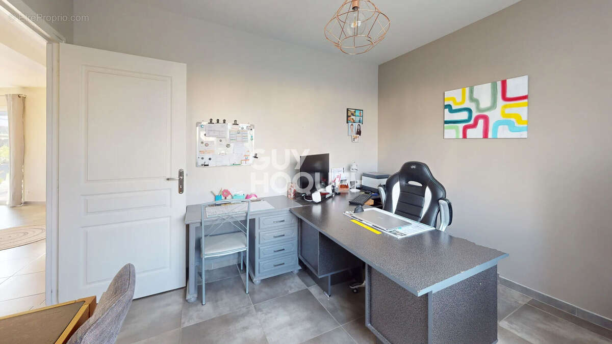 Maison St Martin Des Champs - photo 10