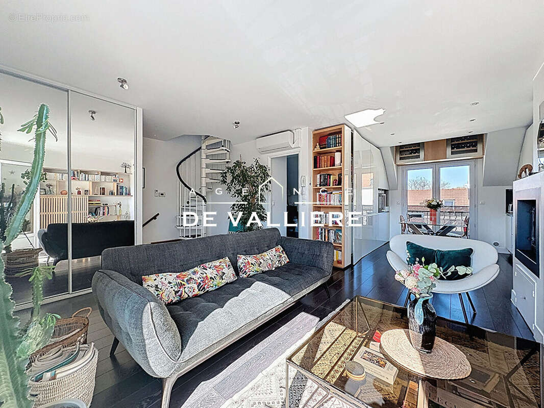 Appartement à NANTERRE