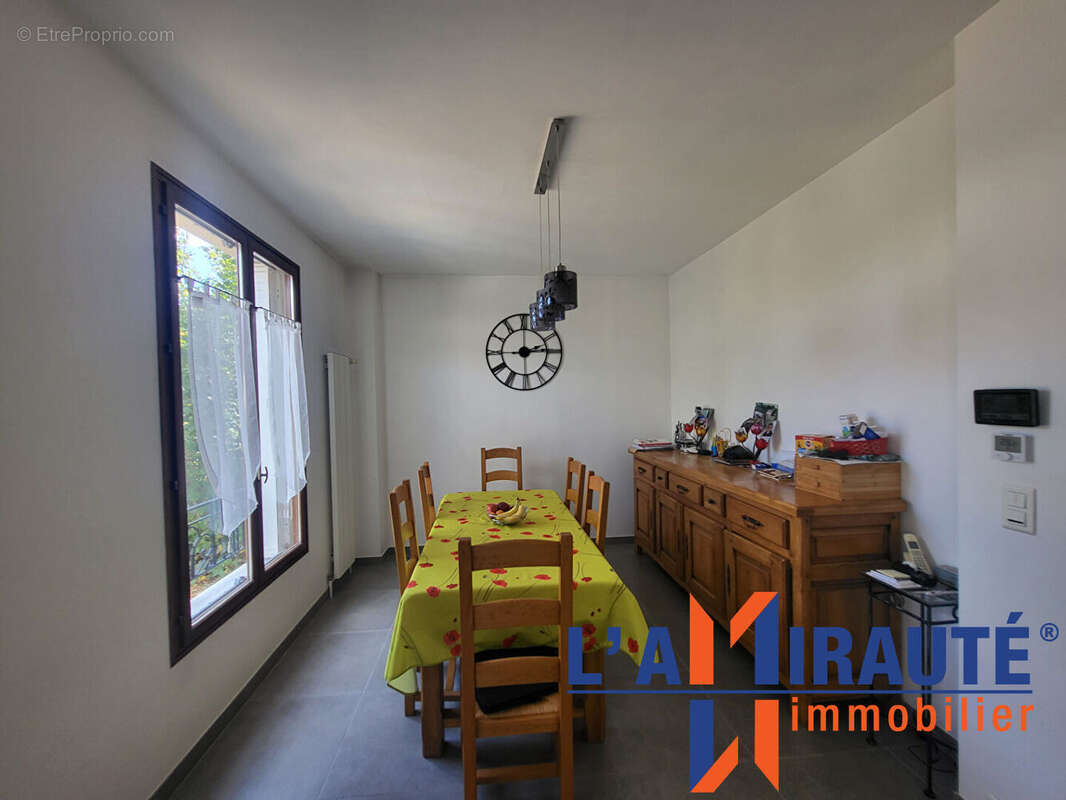 Maison 5 pièces, 3 chambres, quartier des 10 Arpents - photo 4