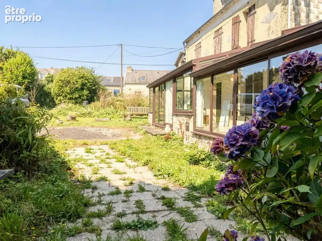 Maison à BRENNILIS