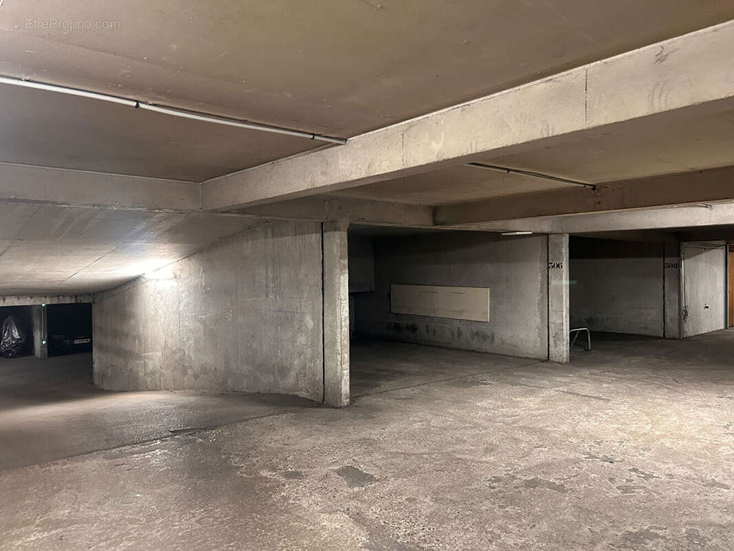 Parking - Auteuil Sud - photo 3