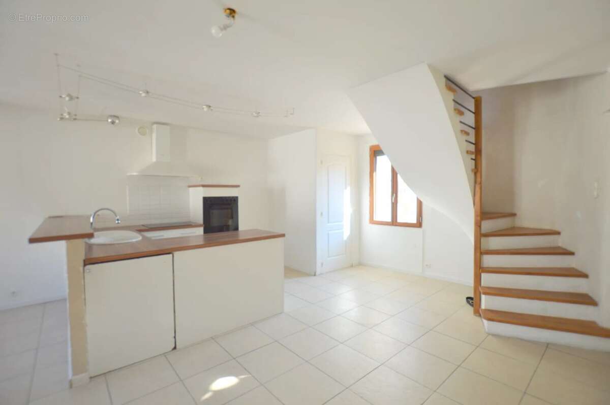 Maison à PRADES-LE-LEZ