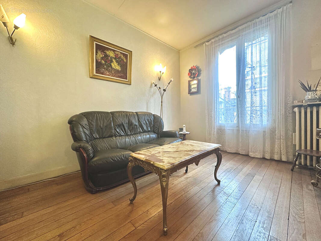 Maison à NEMOURS