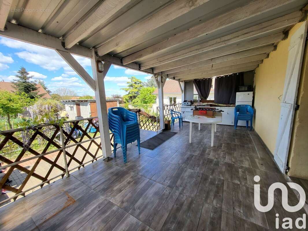 Photo 2 - Maison à CHATELLERAULT