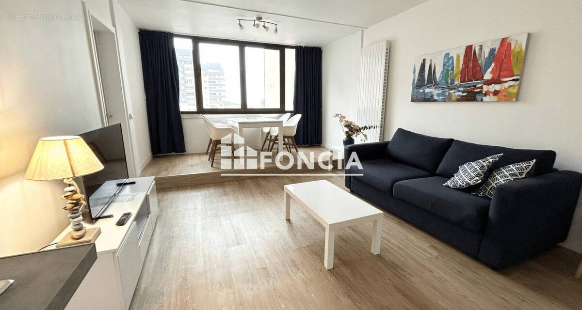 Appartement à COURSEULLES-SUR-MER