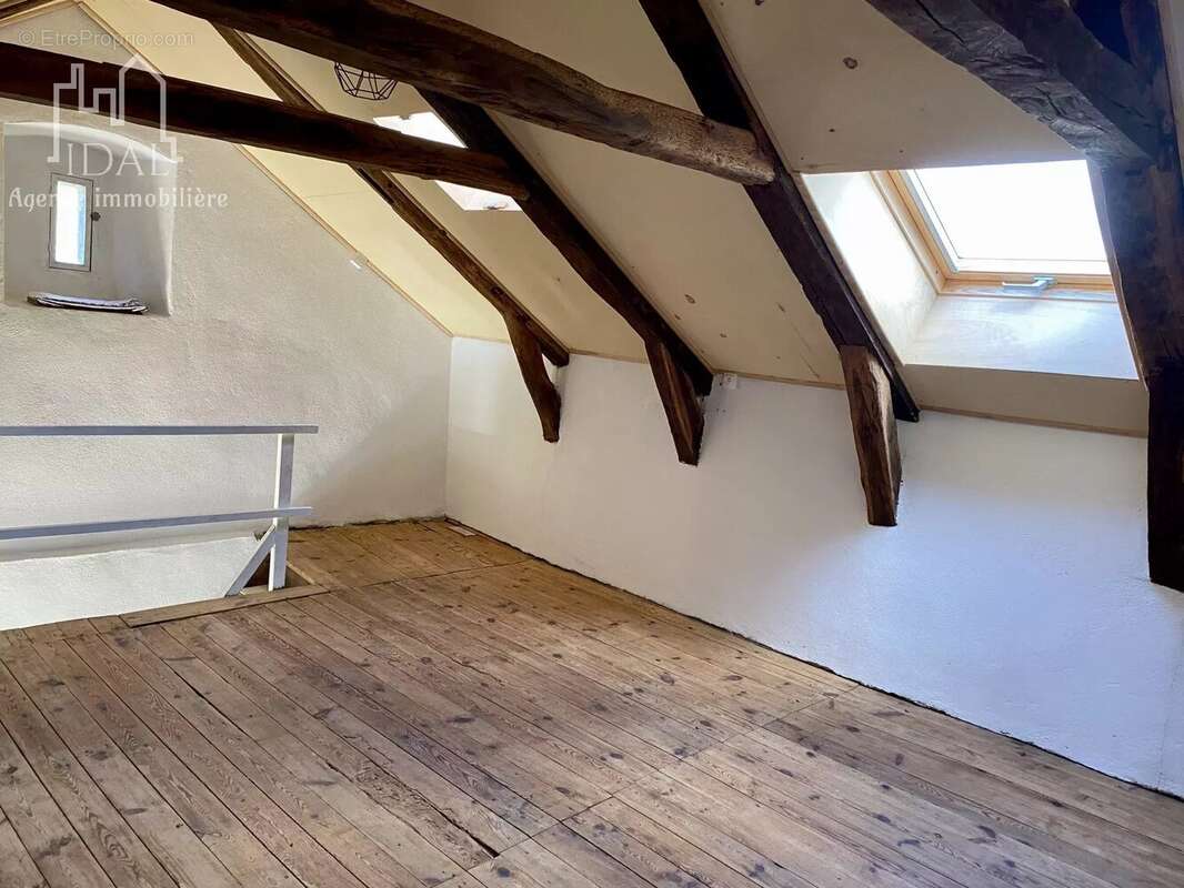 Maison à SEVERAC-LE-CHATEAU