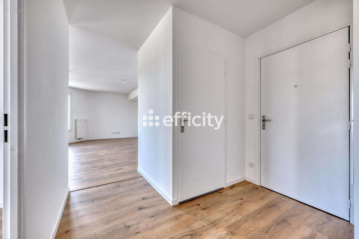Appartement à BROU-SUR-CHANTEREINE