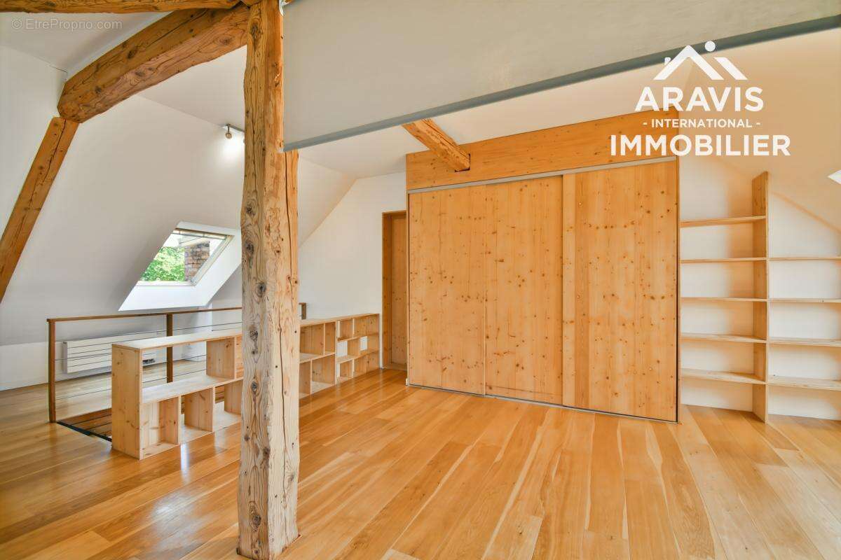 Appartement à DINGY-SAINT-CLAIR