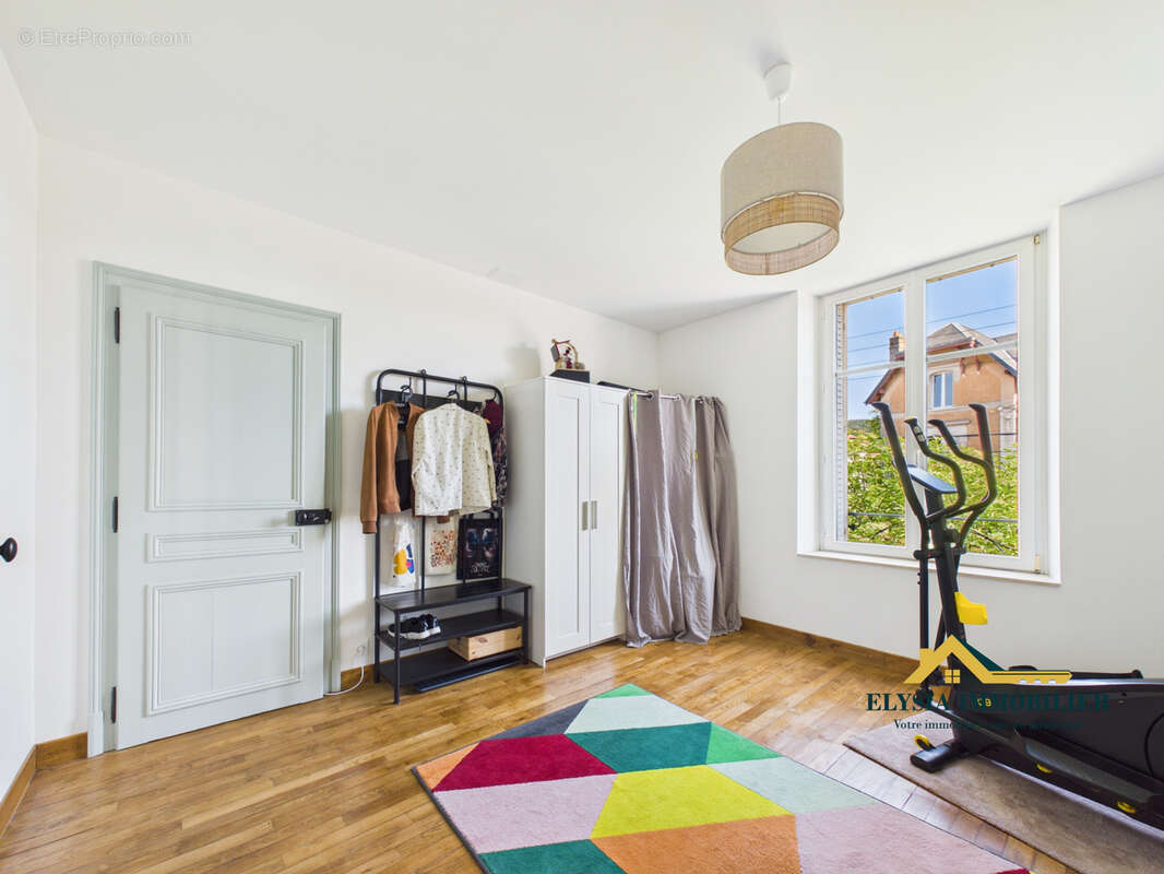 Appartement à PAGNY-SUR-MOSELLE
