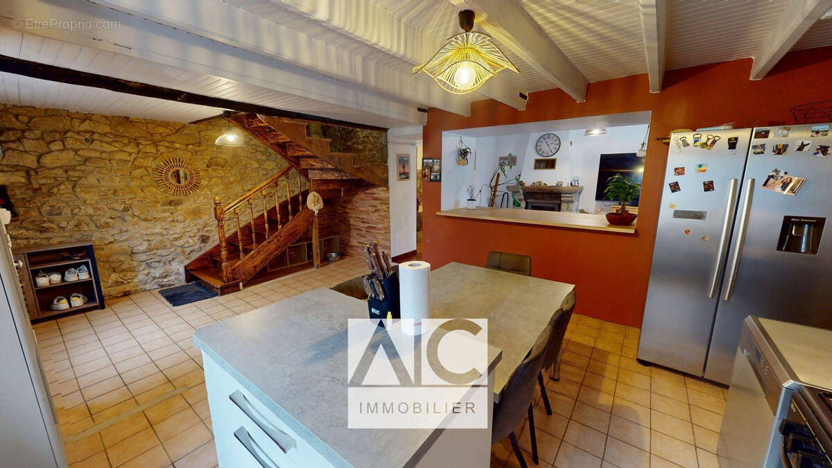 Maison à CHATELAUDREN