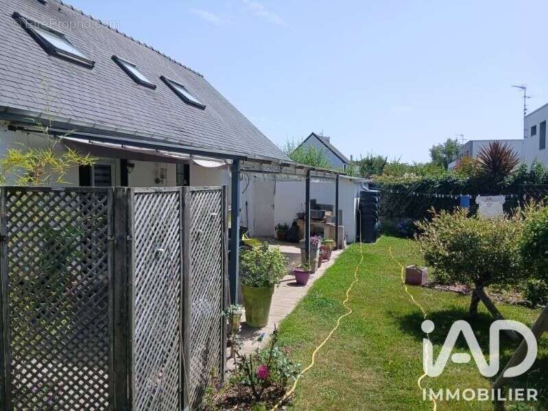 Maison 138 m² à Sainte-Helene  - photo 8