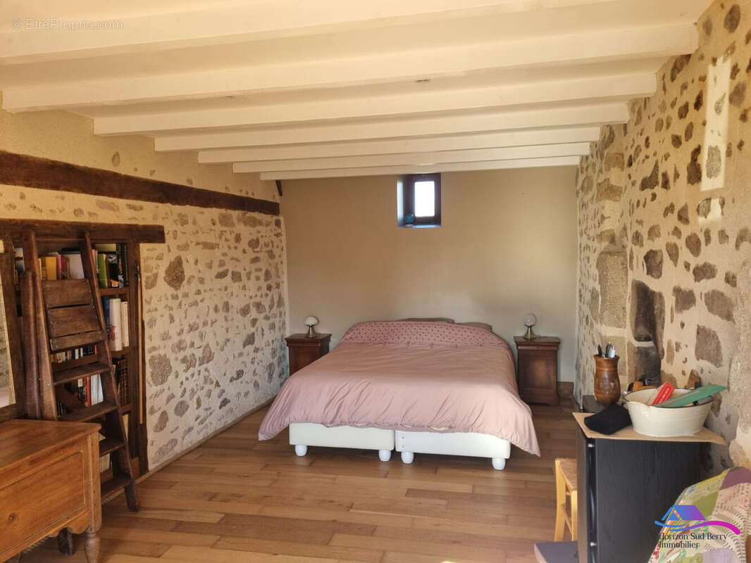 chambre rdc - Maison à CREVANT