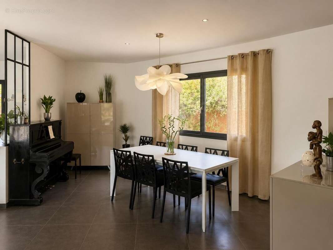 Maison 180 m² à Gujan-Mestras  - photo 8