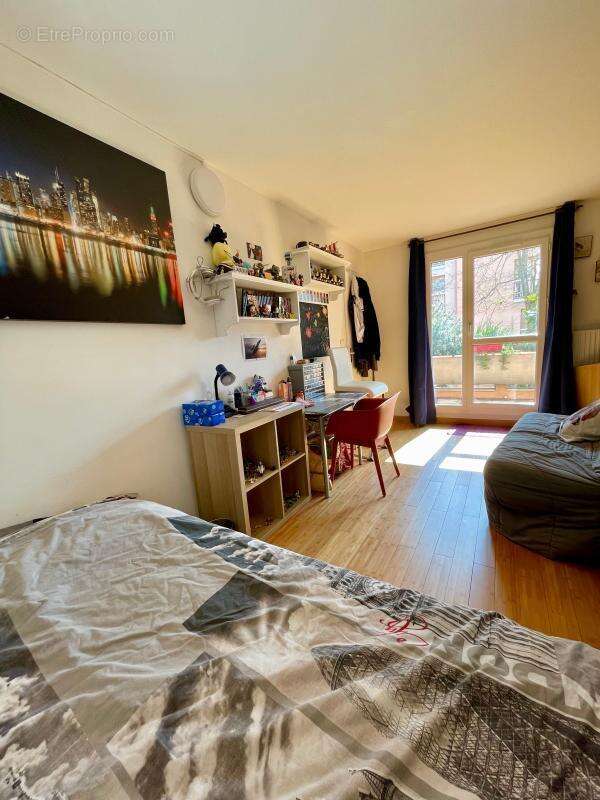 Appartement à LES ULIS