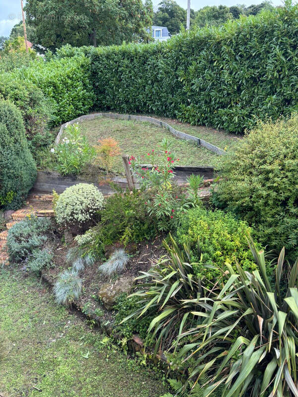 Maison à MONTLIGNON