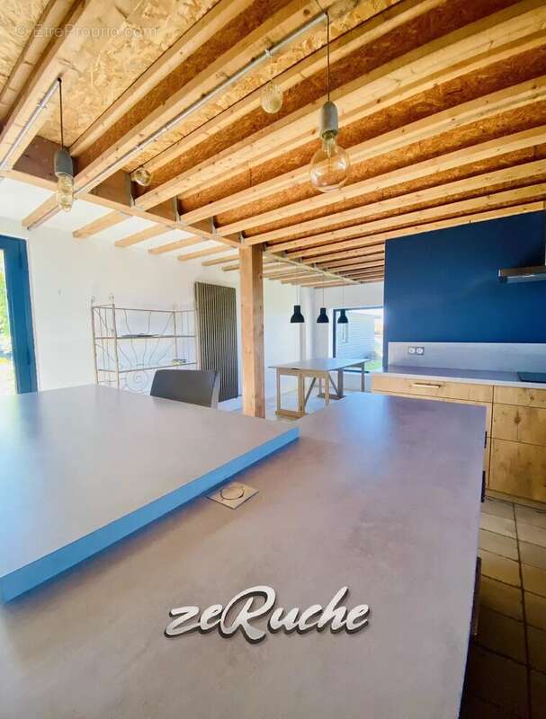 Maison à SAINT-PIERRE-DU-BU