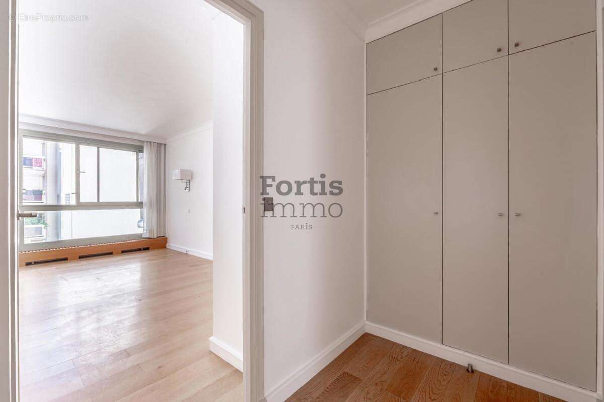 Paris 6 - appartement avec terrasse - 64 m² - photo 10