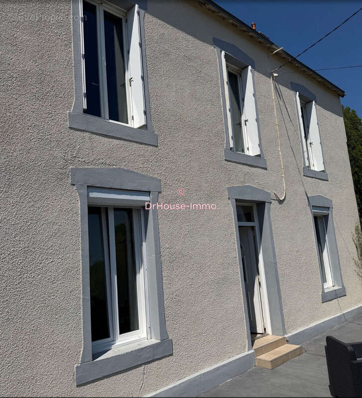 Maison à QUIMPERLE