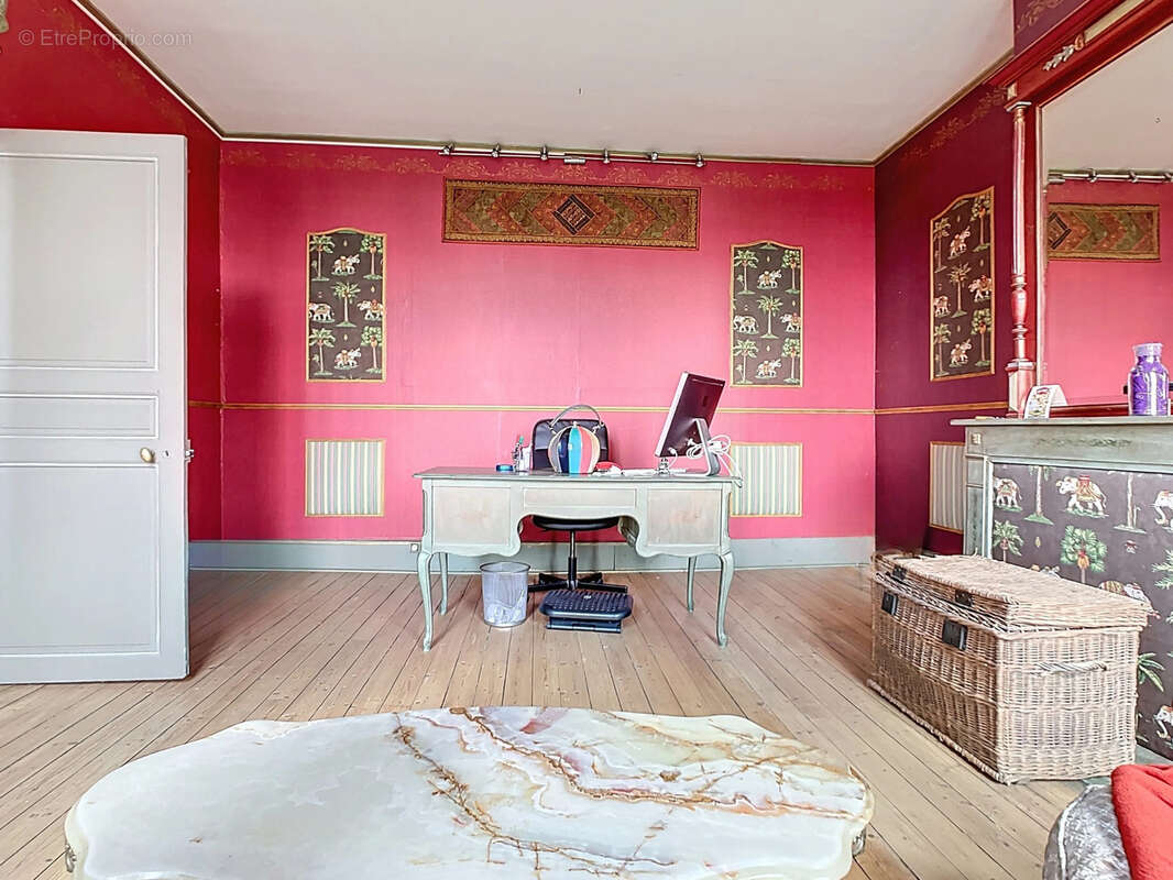 Maison à MONTMIRAIL