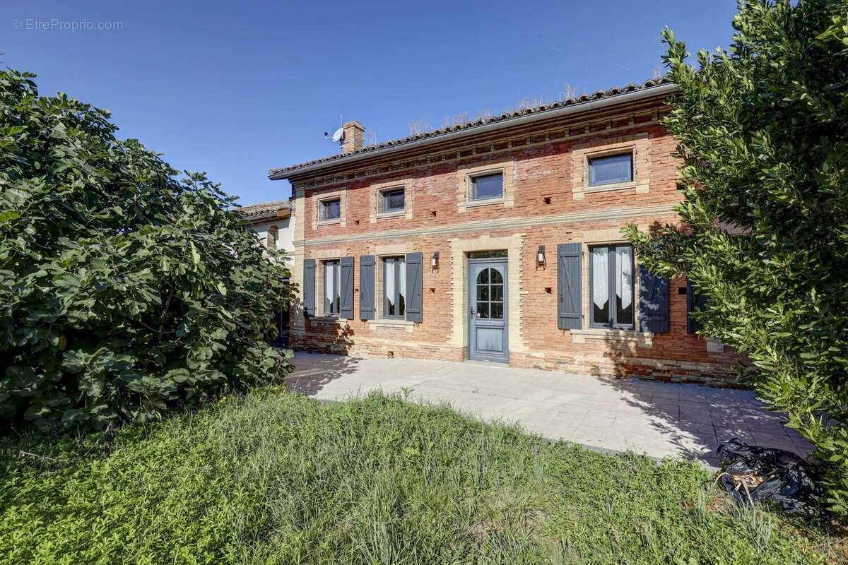 Maison à PECHBONNIEU