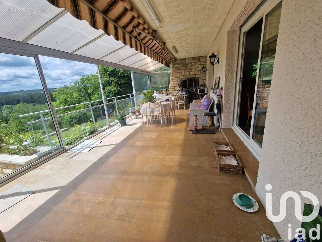 Maison 303 m² à Lezinnes  - photo 8