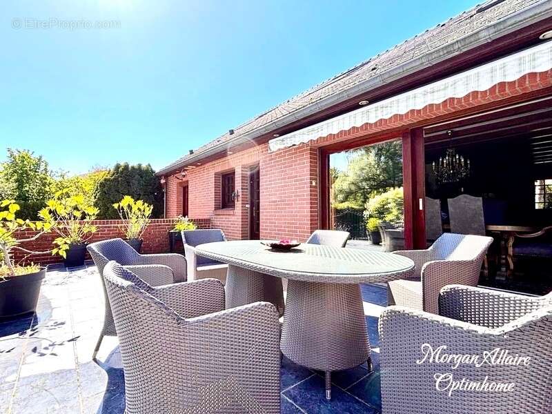 Maison à vendre 10 pièces FOURMIES (59) - photo 8