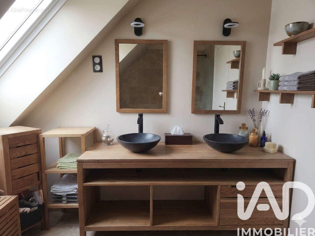 Maison 113 m² à Magny-En-Vexin  - photo 8