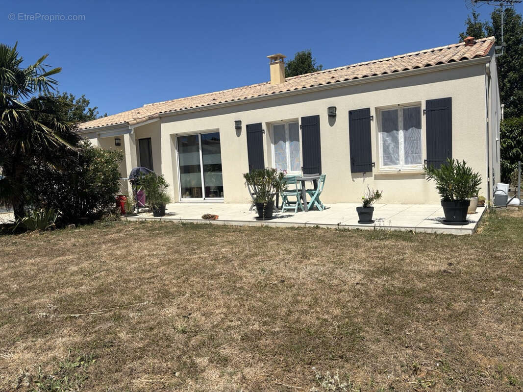 Maison plain pied de 92m2 . - photo 15