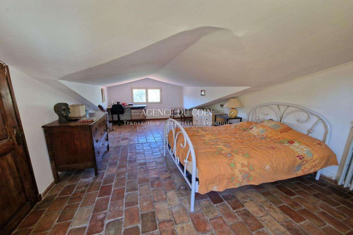 Maison à LA MOTTE