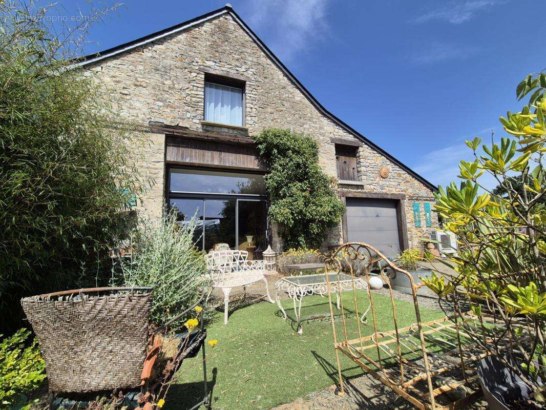 Maison à SAINT-AUBIN-DU-CORMIER