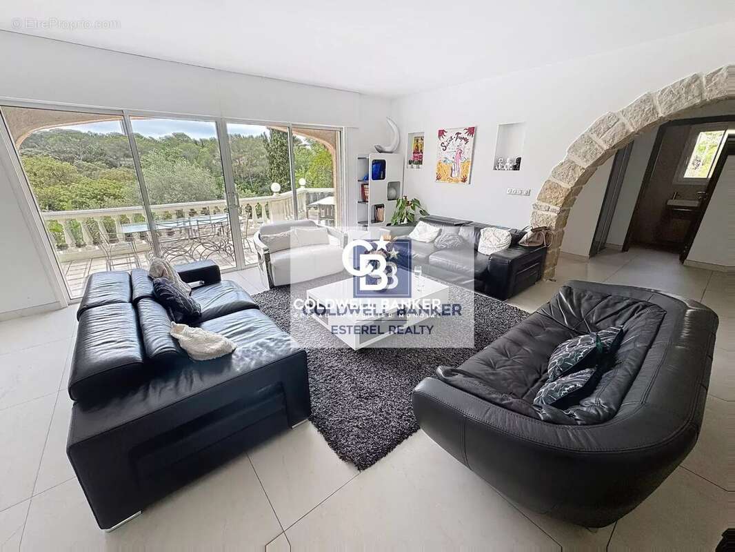 Maison à SAINT-RAPHAEL