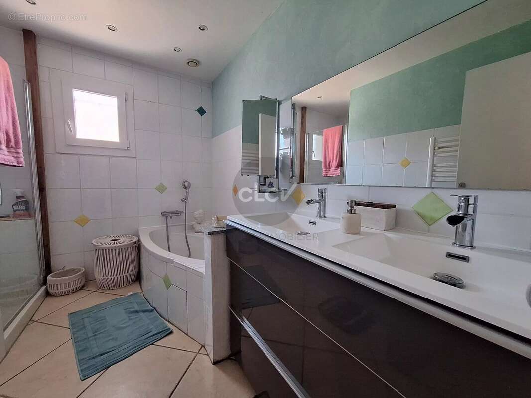 Maison à CHASSE-SUR-RHONE