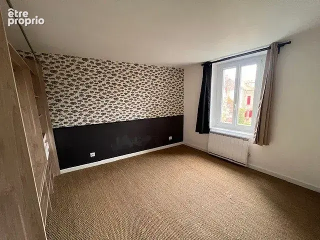 Deuxième chambre dans cette maison proche de la Seine