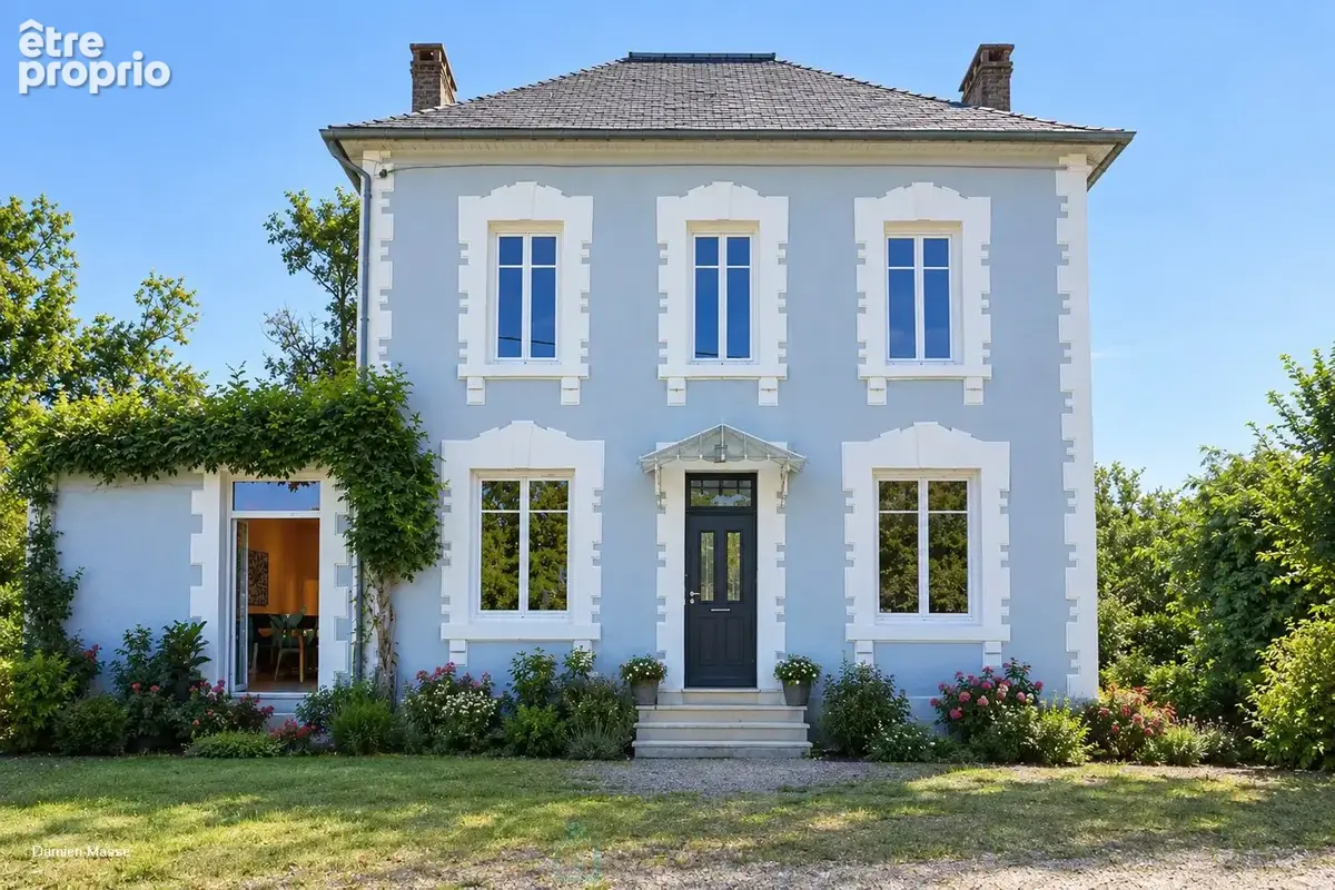 Photo Maison à Piegut-Pluviers au prix de 378 000€