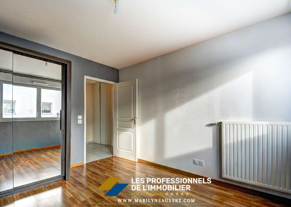 Appartement à MEYZIEU