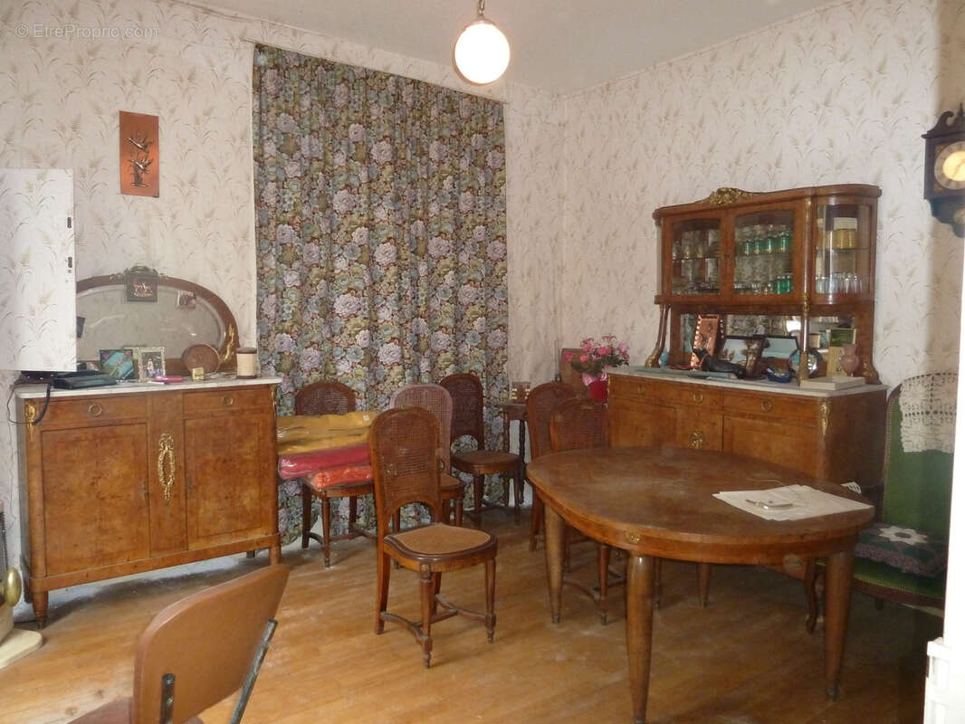 Maison à PUY-L'EVEQUE