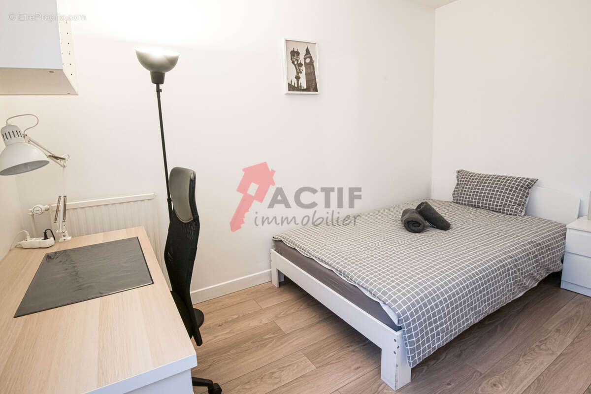 Appartement à COURCOURONNES