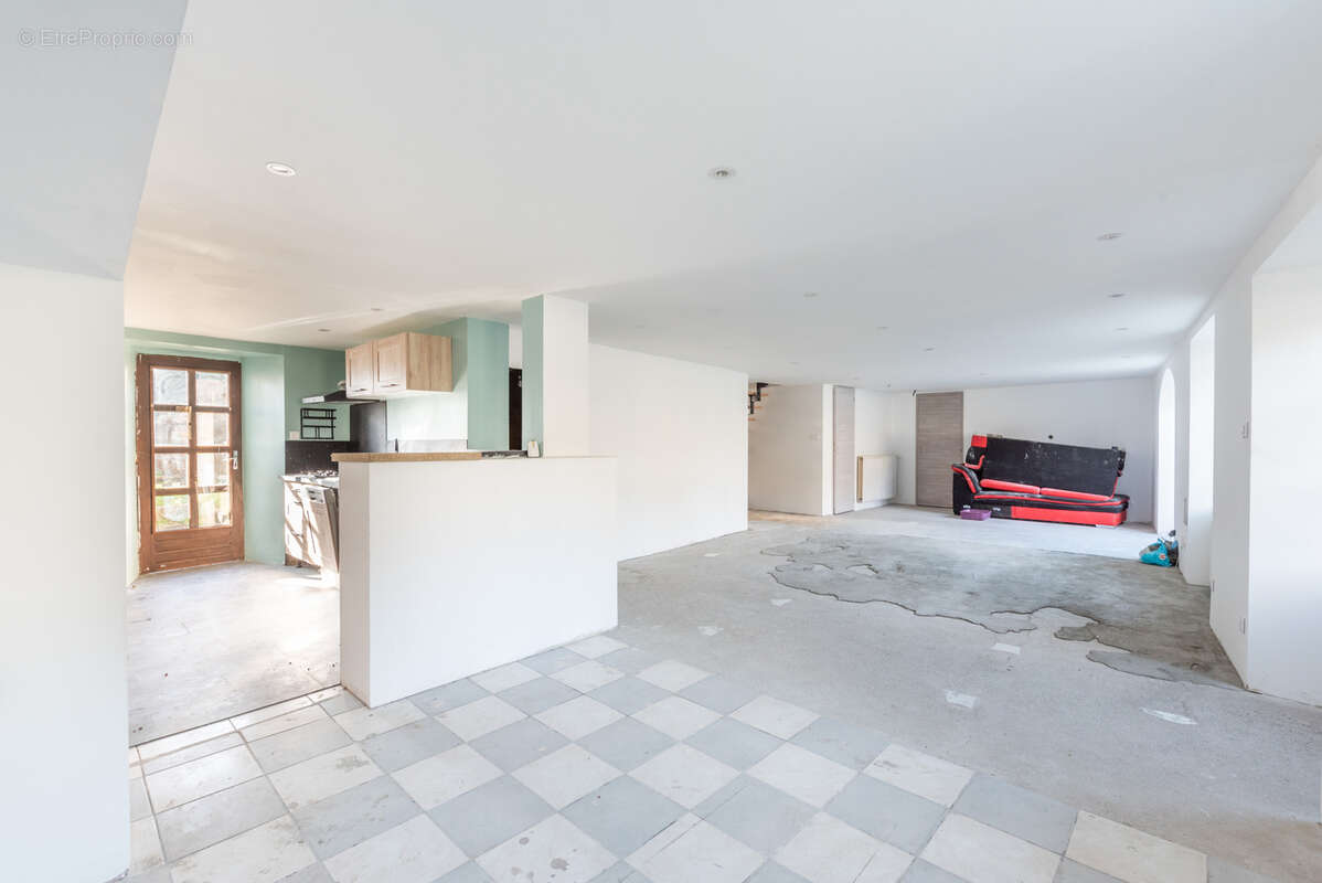 Maison à SAINT-GERMAIN-LAPRADE