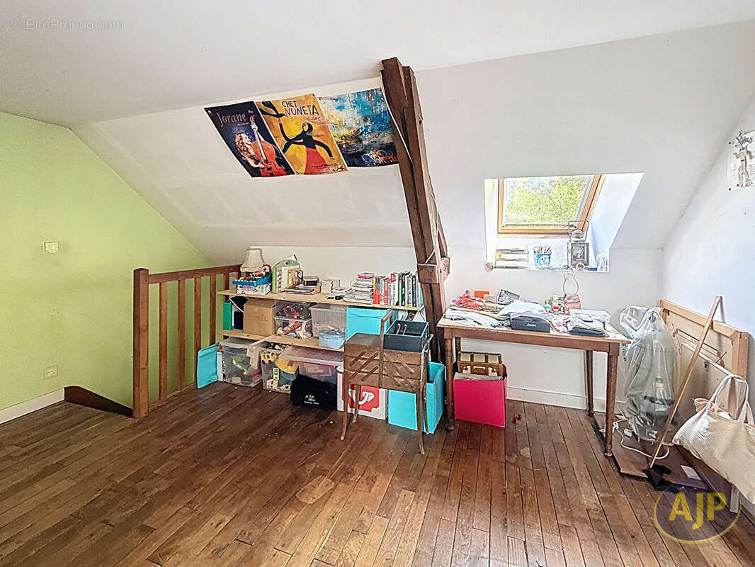 Maison Saffre 6 pièce(s) 171.94 m2 - photo 15