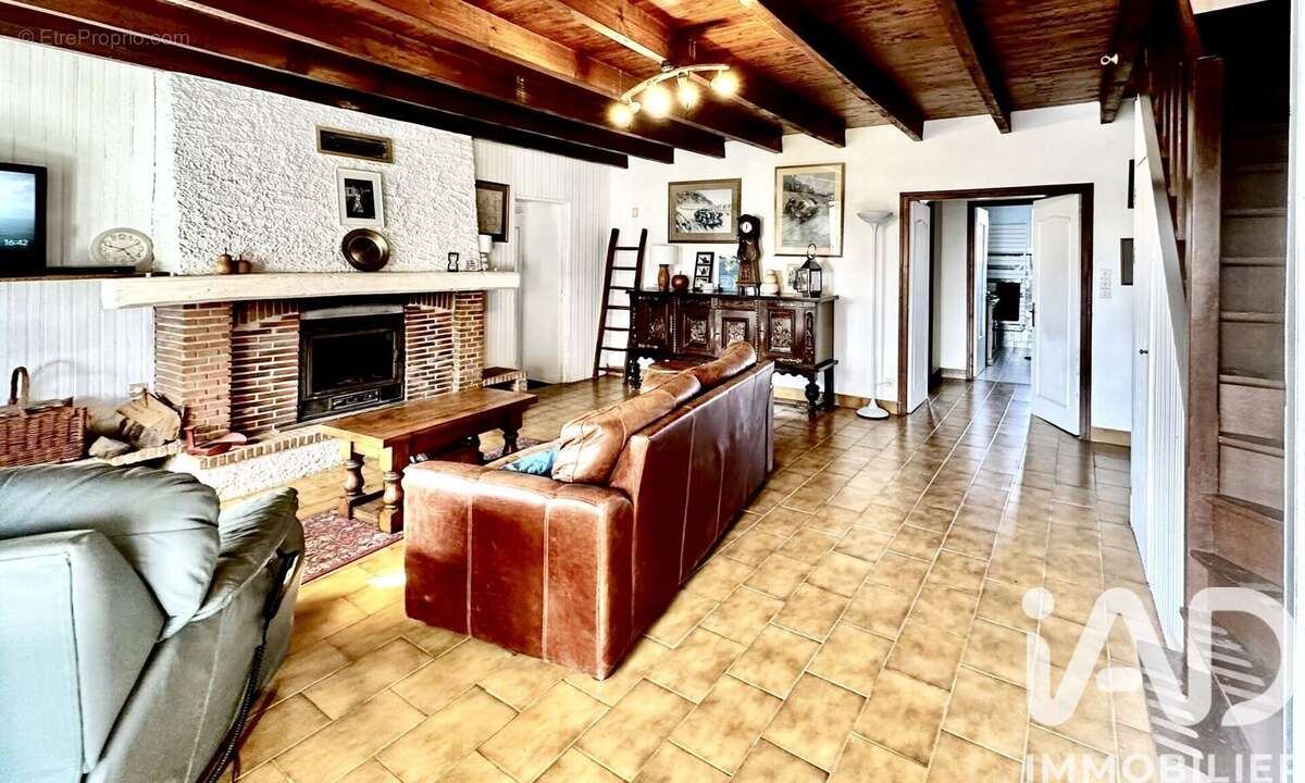 Maison 159 m² à Romagne  - photo 5