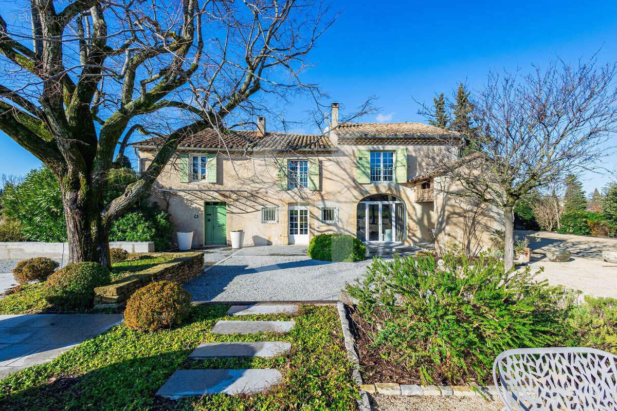 Maison à VAISON-LA-ROMAINE