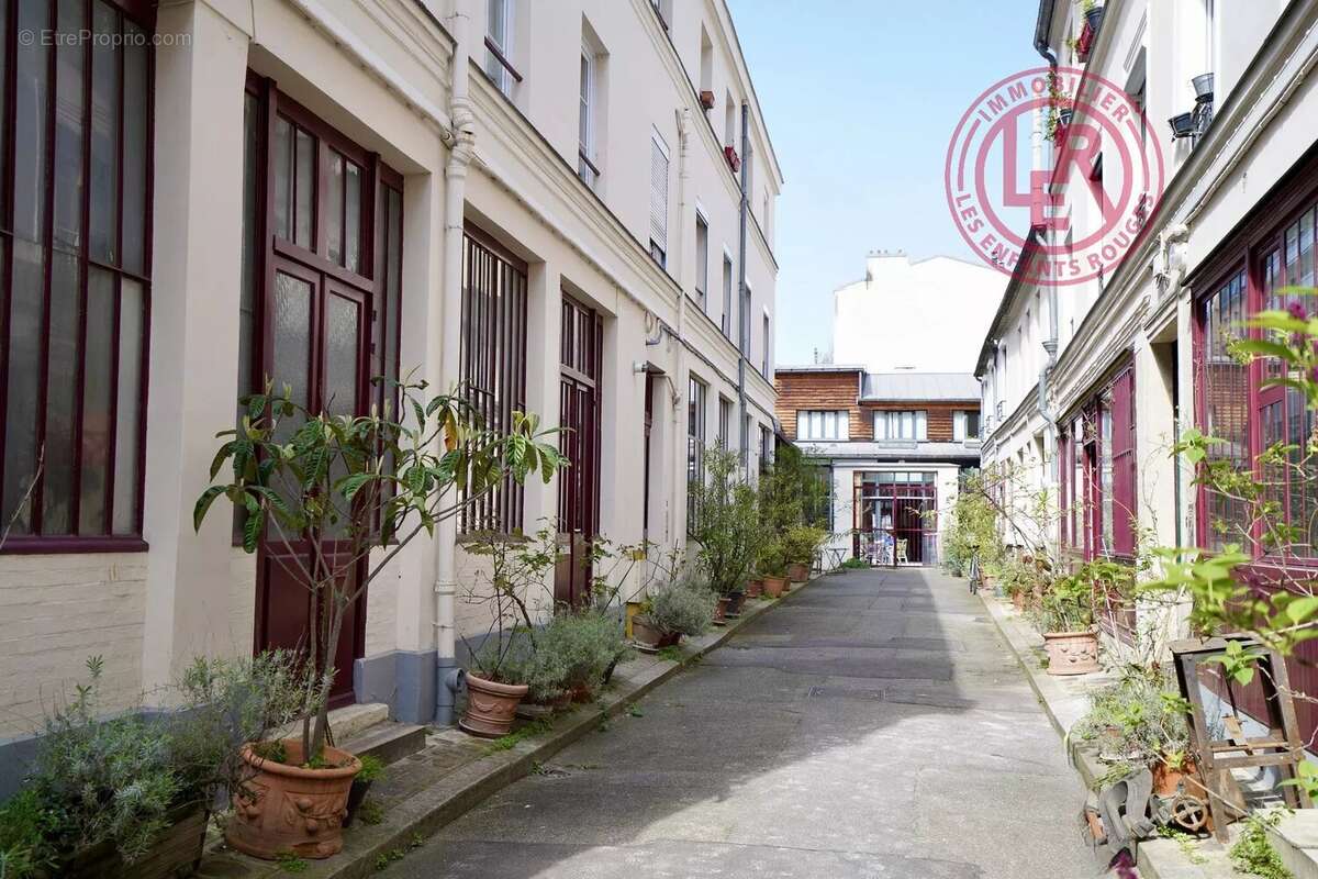 Paris 11ème - folie-méricourt  - loft atelier - photo 2