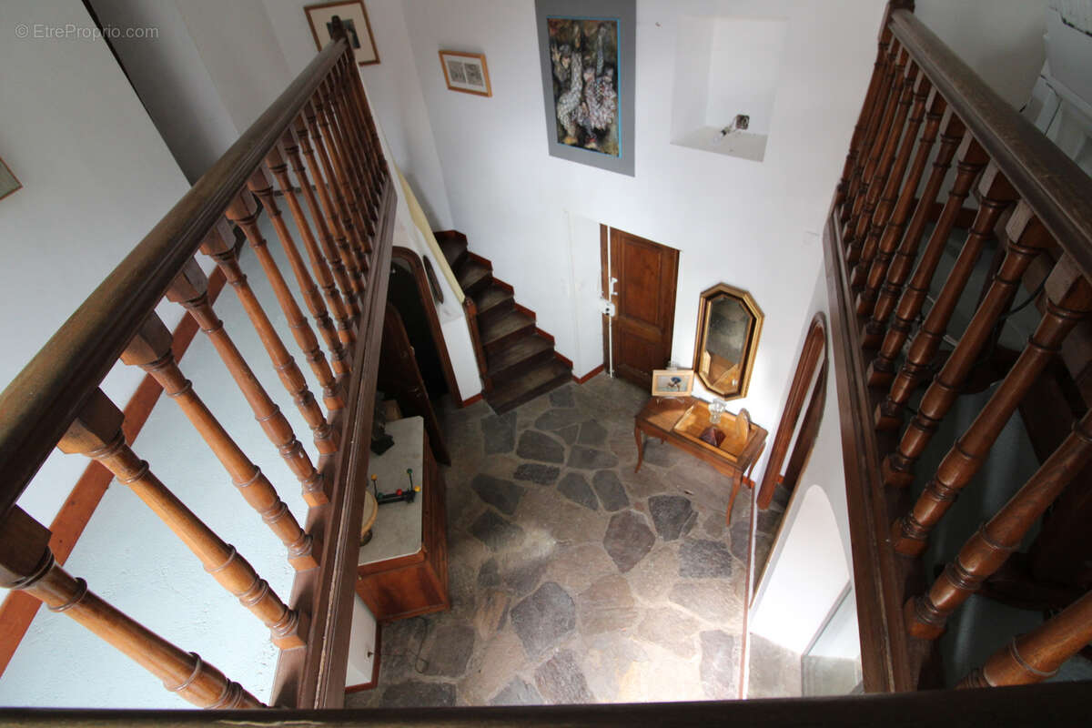 Maison à COLOMBIERES-SUR-ORB