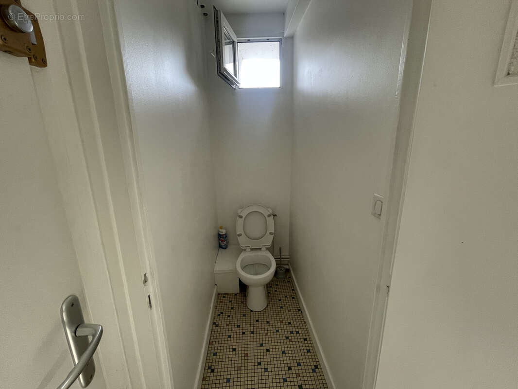 Appartement à ROCHEFORT-MONTAGNE