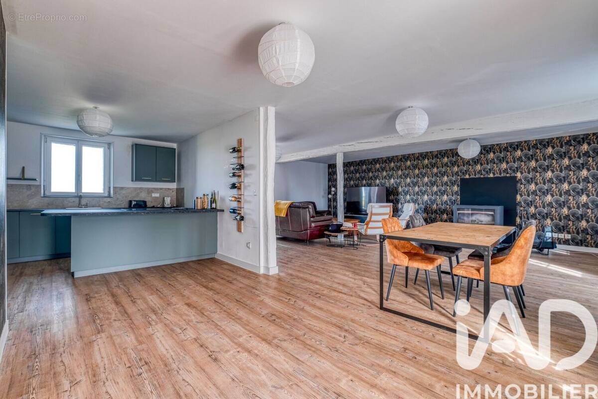 Photo 1 - Maison à VILLIERS-SAINT-GEORGES