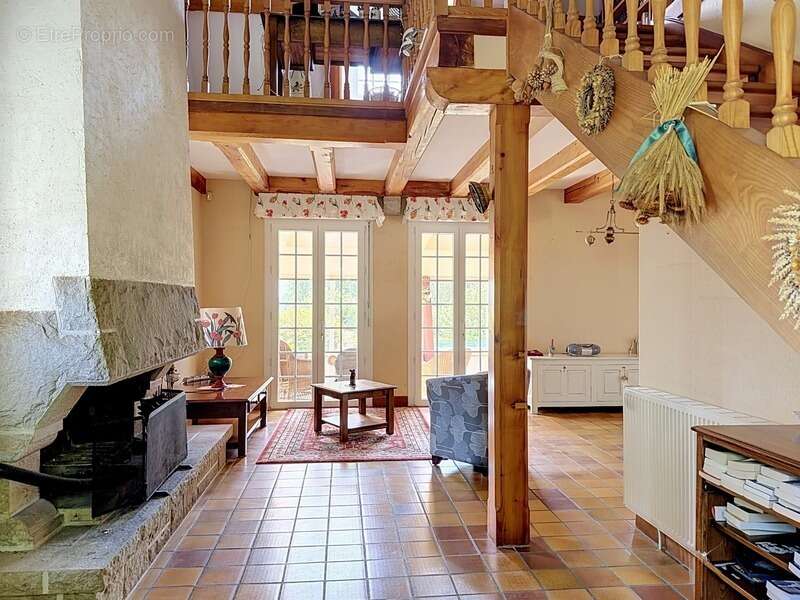 Plouhinec (29780) – Propriété de caractère de 195 m² sur 5 140 m² de terrain – À deux pas de l'océan - photo 6