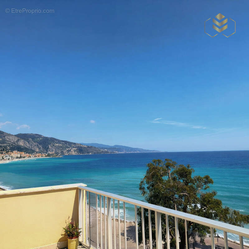 Appartement à ROQUEBRUNE-CAP-MARTIN